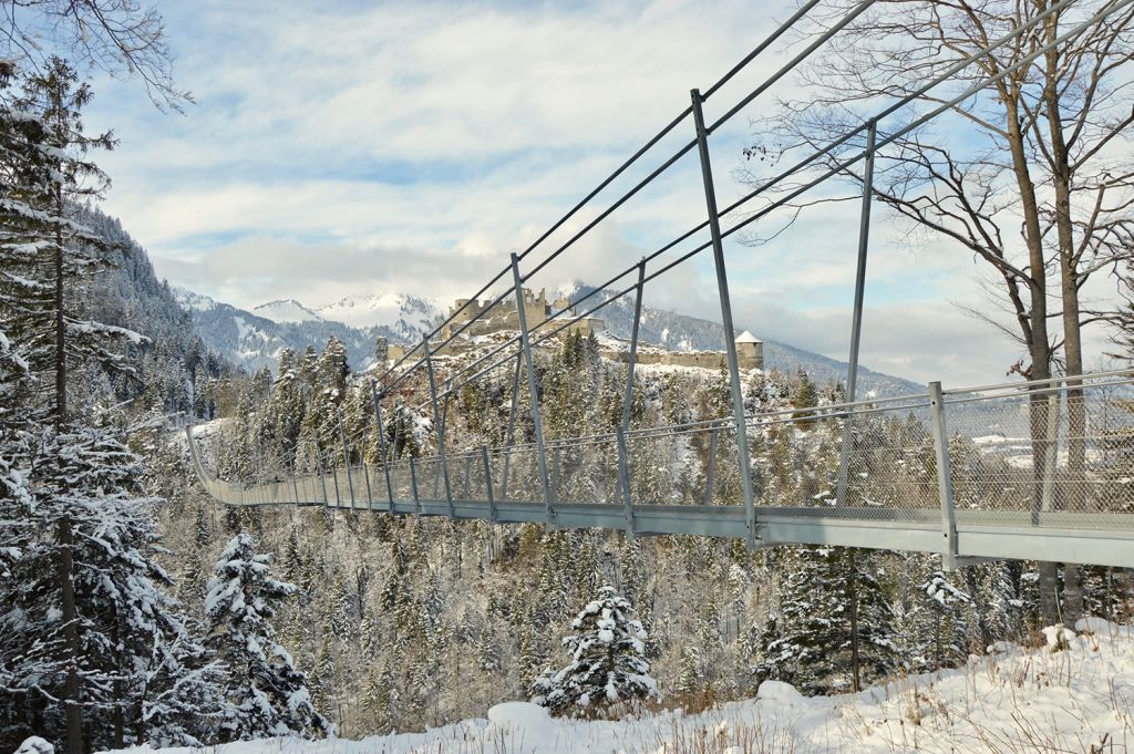 Winter-Impressionen - Im Winter ist die Brücke ebenso geöffnet. - © highline179